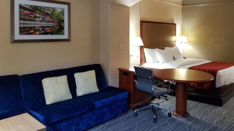Imagen general del Hotel Comfort Inn and Suites Near Six Flags and Medical Center. Foto 13