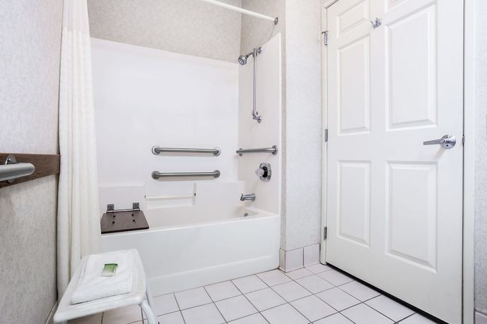 Imagen de la habitación del Hotel Comfort Inn and Suites, New Lisbon. Foto 5