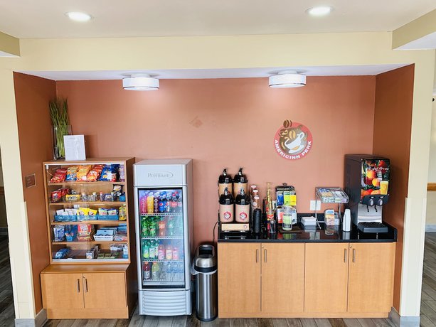 Imagen de los interiores del Hotel Comfort Inn and Suites, New Lisbon. Foto 17