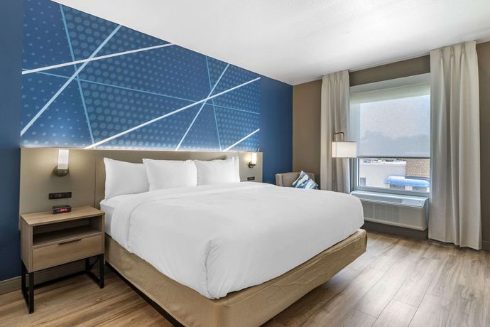 Imagen de la habitación del Hotel Comfort Inn and Suites New Port Richey Downtown District. Foto 5