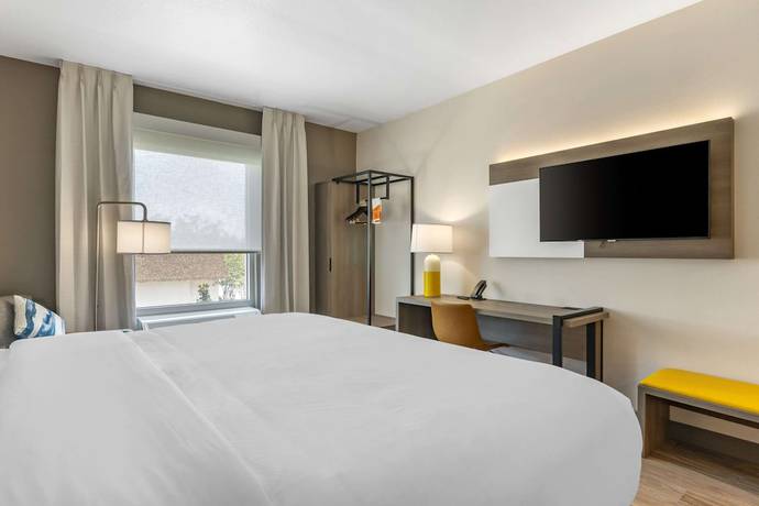 Imagen de la habitación del Hotel Comfort Inn and Suites New Port Richey Downtown District. Foto 13