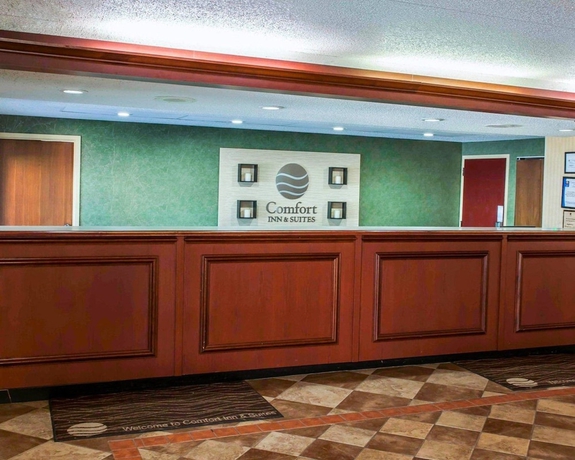 Imagen de los interiores del Hotel Comfort Inn and Suites North At The Pyramids. Foto 19