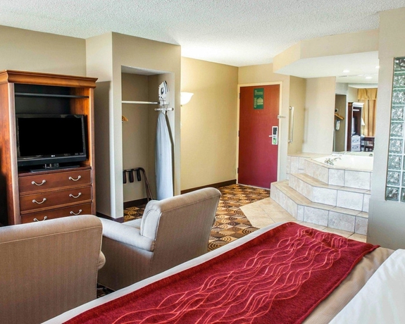 Imagen de la habitación del Hotel Comfort Inn and Suites North At The Pyramids. Foto 14