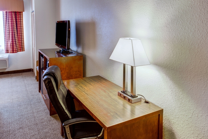 Imagen de la habitación del Hotel Comfort Inn and Suites North Greenfield. Foto 10