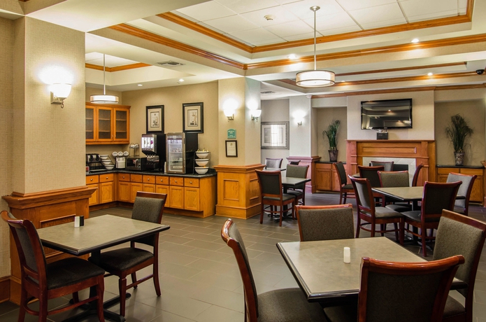 Imagen del bar/restaurante del Hotel Comfort Inn and Suites North Little Rock Mccain Mall. Foto 3
