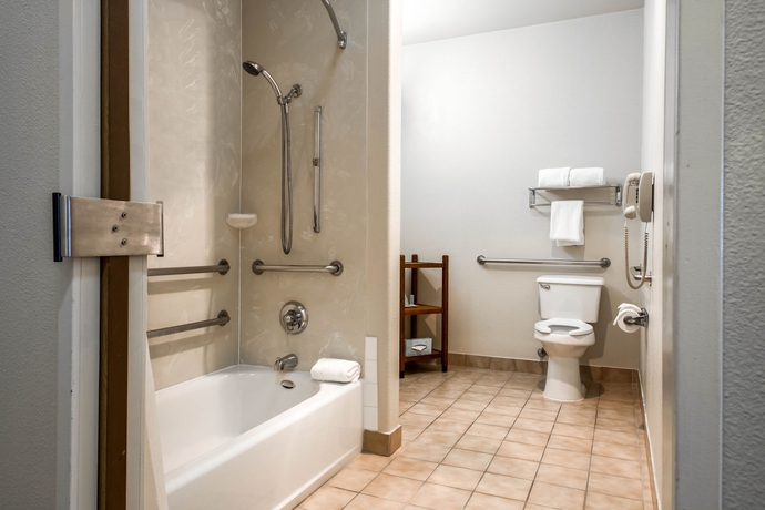 Imagen de la habitación del Hotel Comfort Inn and Suites, Oakland. Foto 8