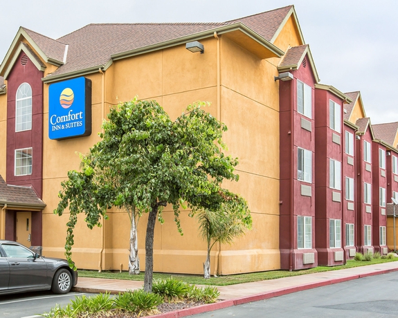 Imagen de los exteriores del Hotel Comfort Inn and Suites Of Salinas. Foto 12