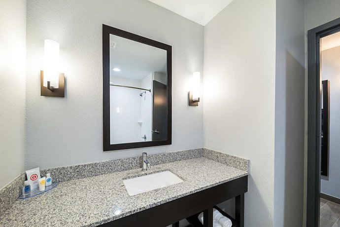 Imagen de la habitación del Hotel Comfort Inn and Suites Oklahoma City near Bricktown. Foto 15