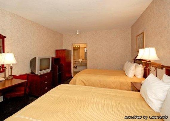 Imagen general del Hotel Comfort Inn and Suites Orange County John Wayne Airport. Foto 3