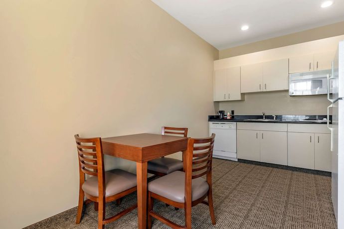 Imagen de la habitación del Hotel Comfort Inn and Suites, Orangeburg. Foto 2
