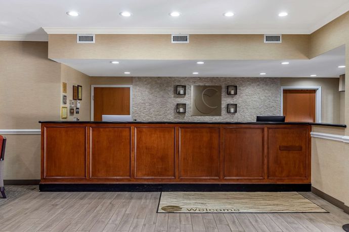 Imagen de los interiores del Hotel Comfort Inn and Suites, Orangeburg. Foto 19
