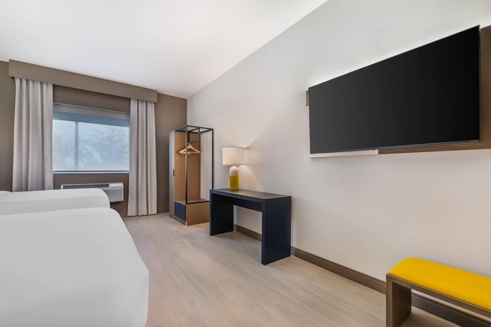 Imagen de la habitación del Hotel Comfort Inn and Suites Orlando Sanford Airport. Foto 5