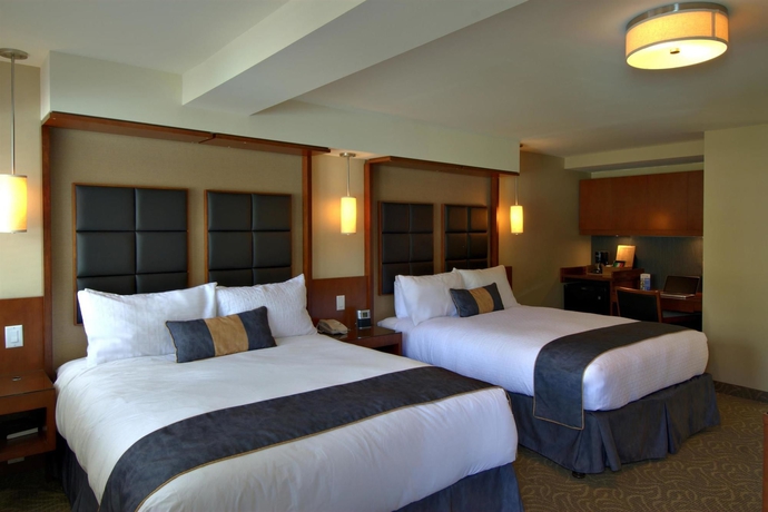 Imagen de la habitación del Hotel Comfort Inn and Suites, Penticton. Foto 6