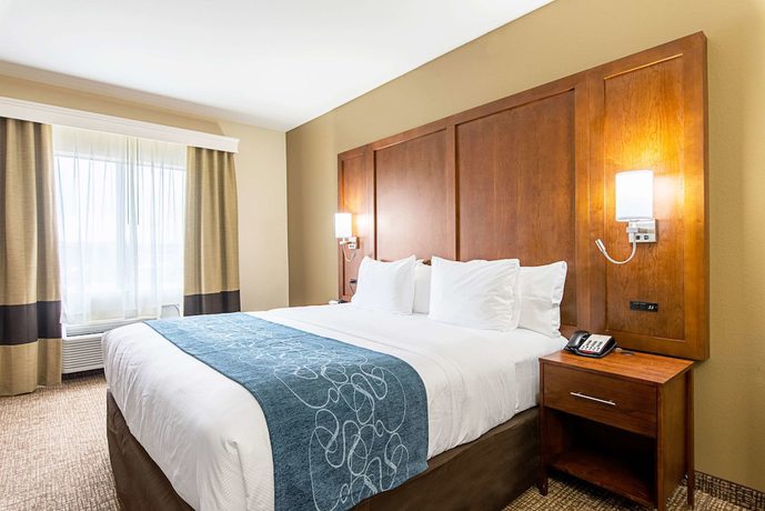 Imagen de la habitación del Hotel Comfort Inn and Suites Pine Bluff. Foto 9