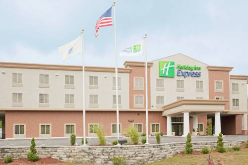 Imagen de la habitación del Hotel Comfort Inn and Suites Plainville-Foxboro. Foto 2