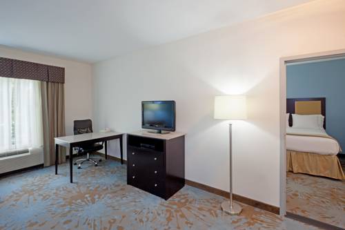 Imagen de la habitación del Hotel Comfort Inn and Suites Plainville-Foxboro. Foto 8