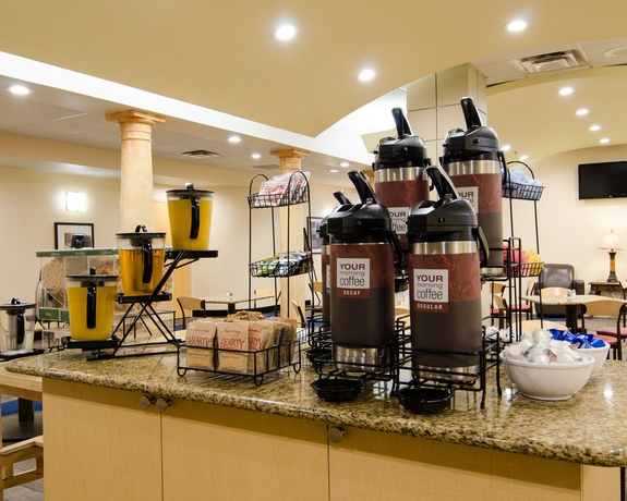 Imagen del bar/restaurante del Hotel Comfort Inn and Suites Presidential. Foto 2