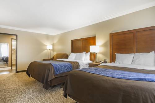 Imagen de la habitación del Hotel Comfort Inn and Suites Redwood Country. Foto 10