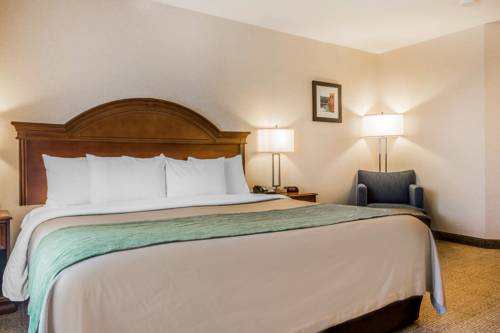 Imagen de la habitación del Hotel Comfort Inn and Suites, SOUTH BURLINGTON. Foto 13