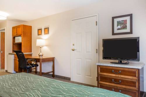 Imagen de la habitación del Hotel Comfort Inn and Suites, SOUTH BURLINGTON. Foto 14