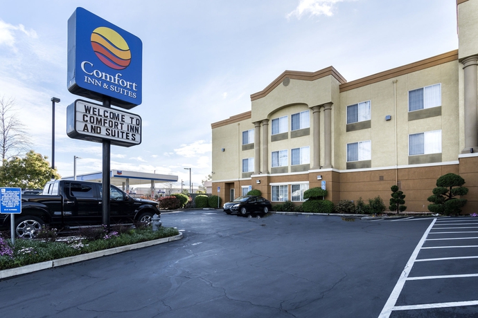 Imagen general del Hotel Comfort Inn and Suites Sacramento - University Area. Foto 1