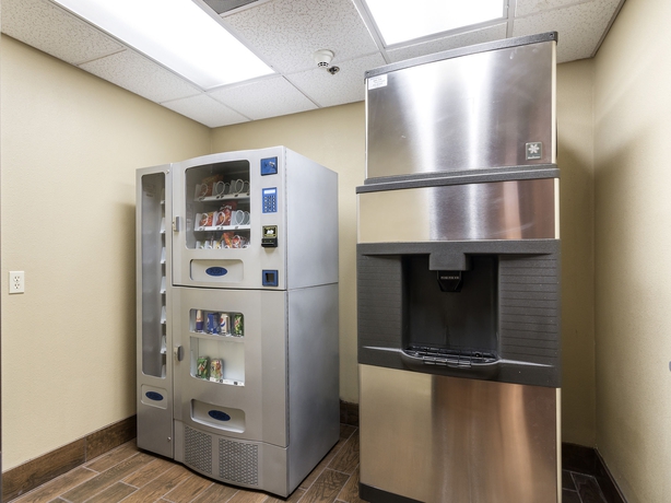 Imagen general del Hotel Comfort Inn and Suites Sacramento - University Area. Foto 2