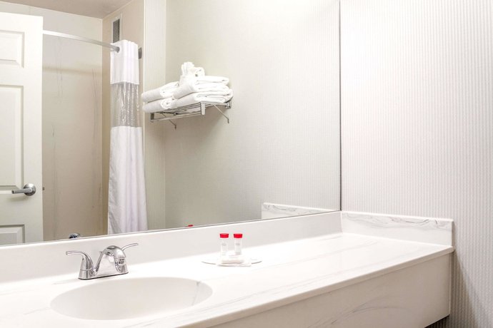 Imagen de la habitación del Hotel Comfort Inn and Suites Salt Lake City I-80 I-15 Downtown. Foto 3