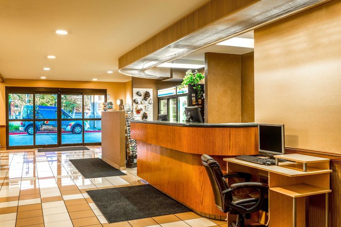 Imagen de los interiores del Hotel Comfort Inn and Suites Salt Lake City I-80 I-15 Downtown. Foto 12