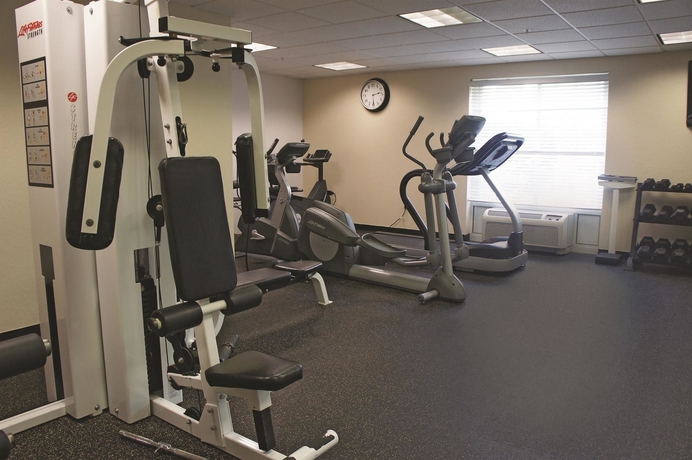 Imagen de los interiores del Hotel Comfort Inn and Suites Sarasota I75. Foto 15