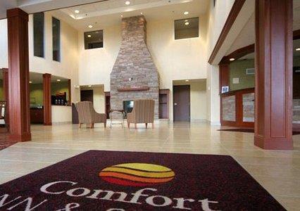 Imagen de los interiores del Hotel Comfort Inn and Suites Saratoga Springs. Foto 7