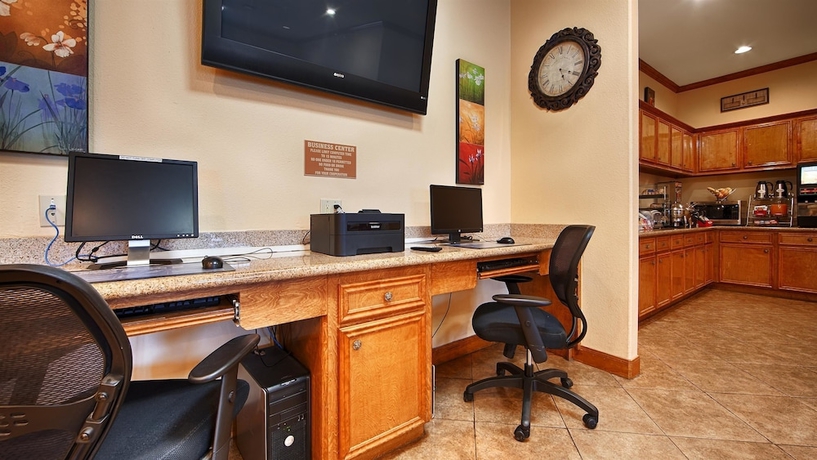 Imagen de los interiores del Hotel Comfort Inn and Suites, Schulenburg. Foto 17