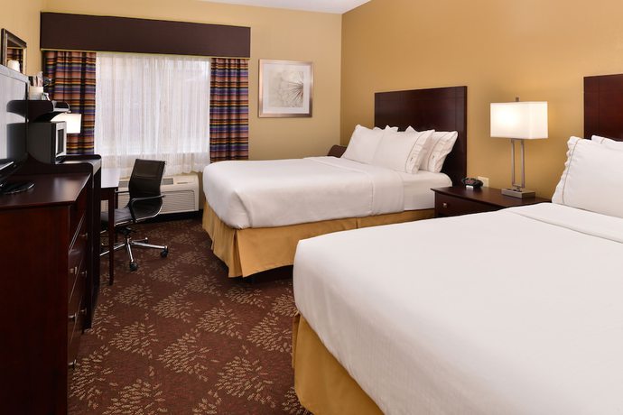 Imagen de la habitación del Hotel Comfort Inn and Suites Sharonville - Cincinnati North. Foto 14