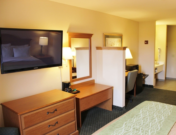 Imagen de la habitación del Hotel Comfort Inn and Suites St. Louis - Chesterfield. Foto 4