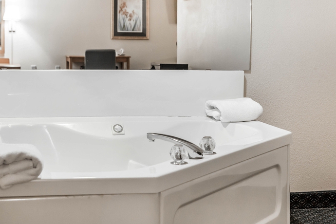 Imagen de la habitación del Hotel Comfort Inn and Suites St. Louis - Chesterfield. Foto 7