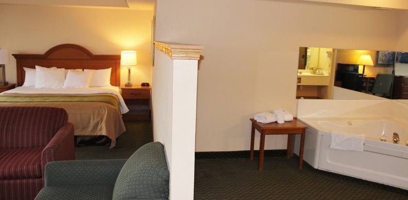 Imagen de la habitación del Hotel Comfort Inn and Suites St. Louis - Chesterfield. Foto 9