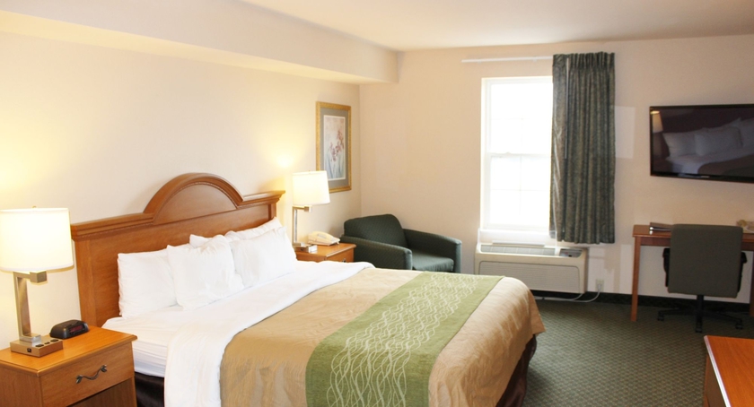 Imagen de la habitación del Hotel Comfort Inn and Suites St. Louis - Chesterfield. Foto 12