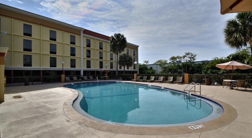 Imagen general del Hotel Comfort Inn and Suites St. Pete - Clearwater International Airport. Foto 5