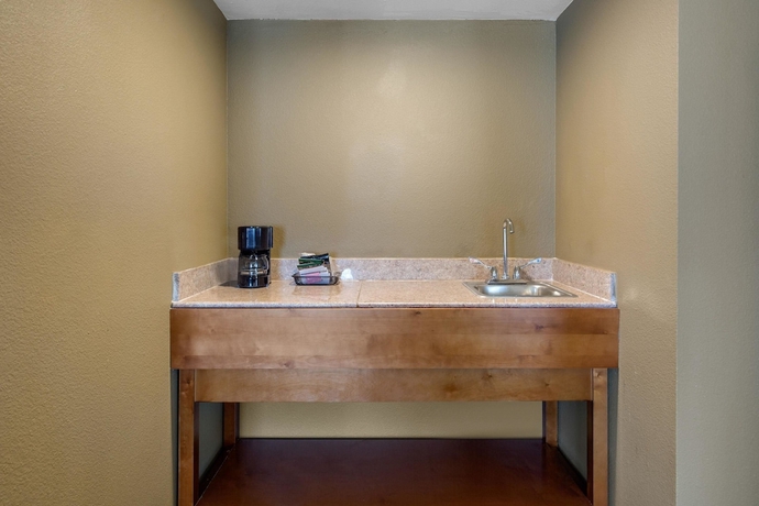 Imagen de la habitación del Hotel Comfort Inn and Suites Sw Houston Sugarland. Foto 13