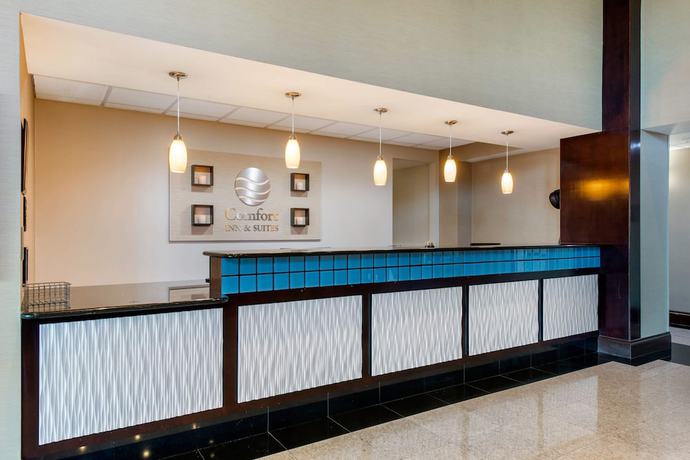 Imagen de los interiores del Hotel Comfort Inn and Suites Tavares North. Foto 18