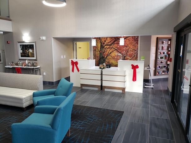 Imagen de los interiores del Hotel Comfort Inn and Suites Tipp City - I-75. Foto 17