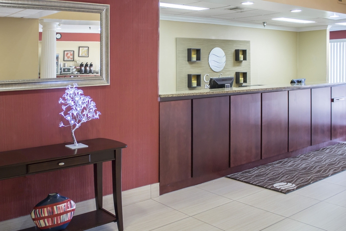 Imagen de los interiores del Hotel Comfort Inn and Suites Trussville I-59 Exit 141. Foto 15