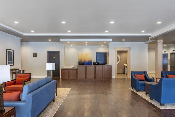 Imagen de los interiores del Hotel Comfort Inn and Suites, Valemount. Foto 17