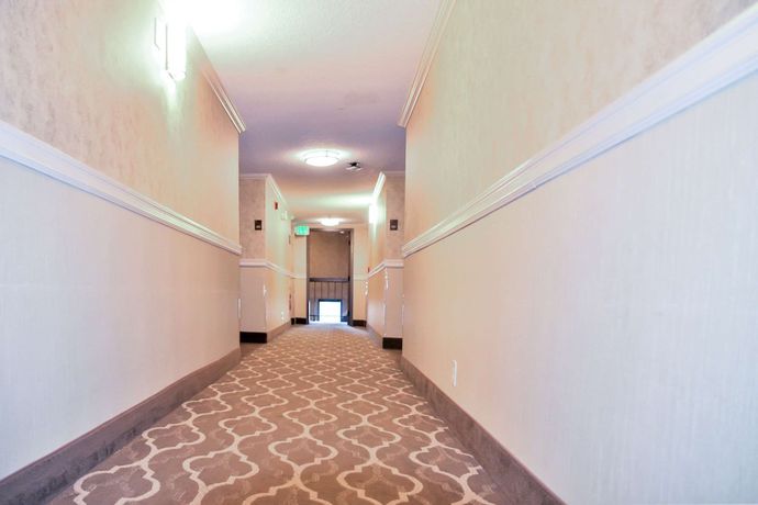 Imagen de los interiores del Hotel Comfort Inn and Suites Vancouver Downtown City Center. Foto 15
