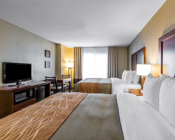 Imagen de la habitación del Hotel Comfort Inn and Suites Ventura Beach. Foto 2