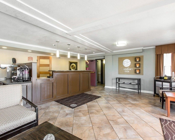 Imagen de los interiores del Hotel Comfort Inn and Suites Ventura Beach. Foto 18