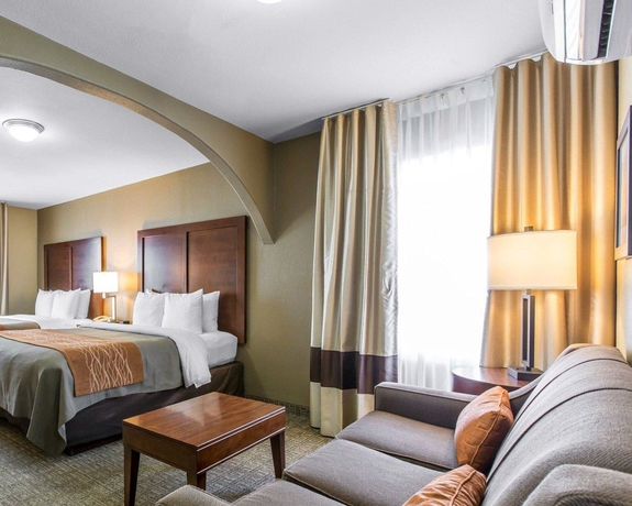 Imagen de la habitación del Hotel Comfort Inn and Suites Ventura Beach. Foto 9