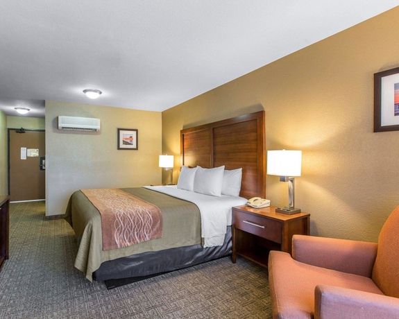 Imagen de la habitación del Hotel Comfort Inn and Suites Ventura Beach. Foto 11