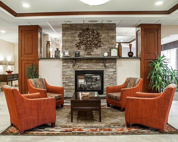 Imagen de los interiores del Hotel Comfort Inn and Suites Watertown - 1000 Islands. Foto 19