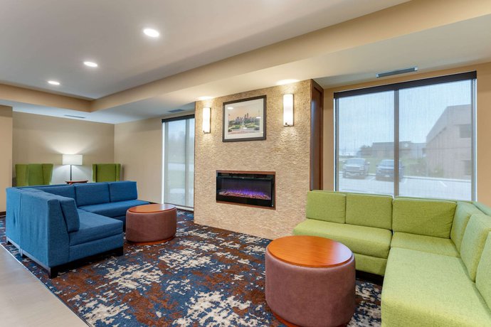 Imagen de los interiores del Hotel Comfort Inn and Suites West Des Moines. Foto 18