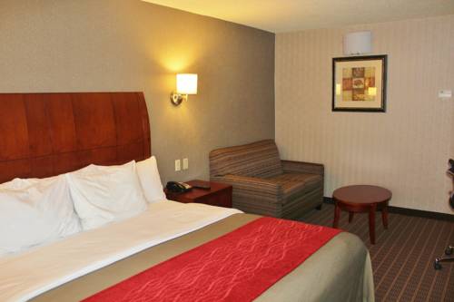 Imagen de la habitación del Hotel Comfort Inn and Suites, West Springfield. Foto 5